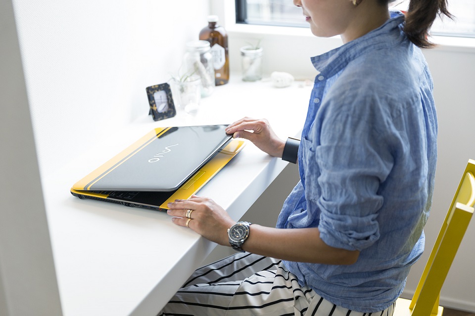 VAIO ra mắt laptop C15: máy đẹp, câu hình thấp nhưng giá cao