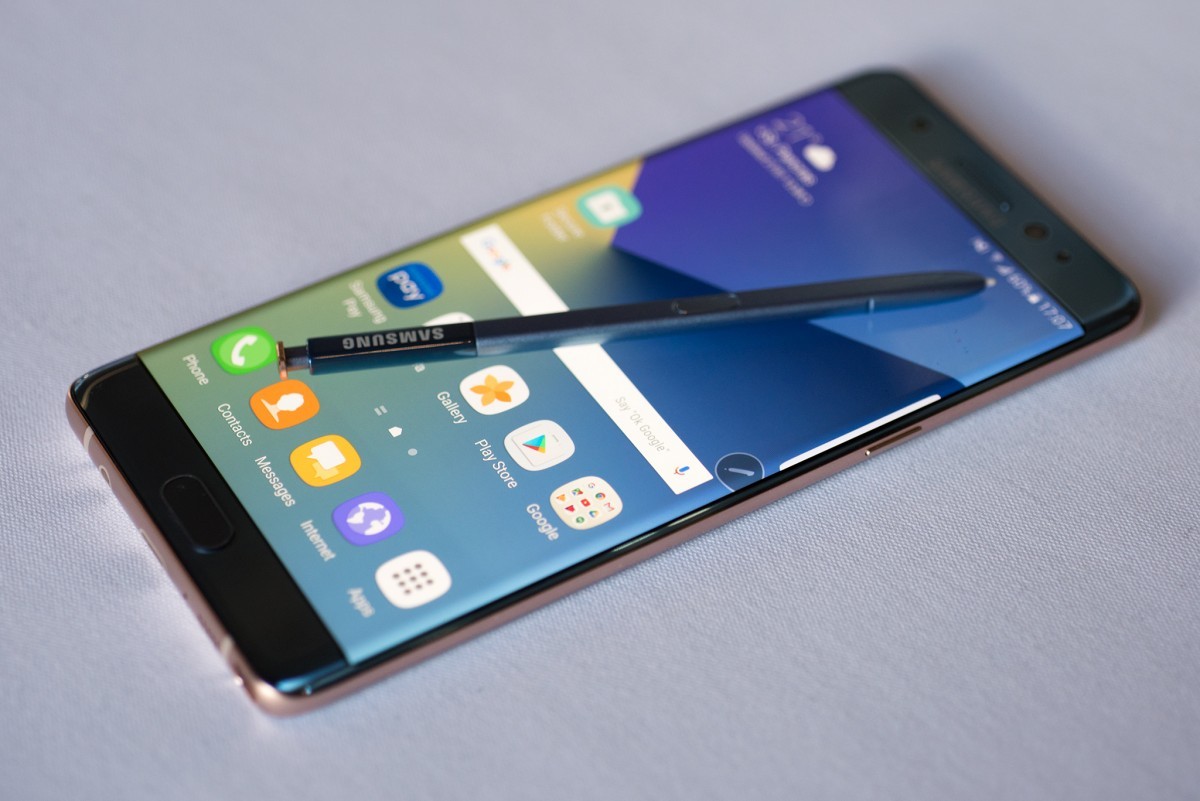 Dòng Galaxy Note mới có thể dùng S Pen như loa ngoài