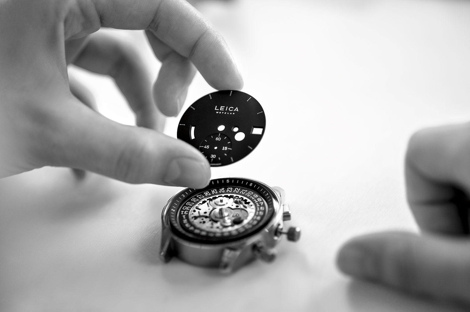 Leica-watch-L1-L2-02.jpg