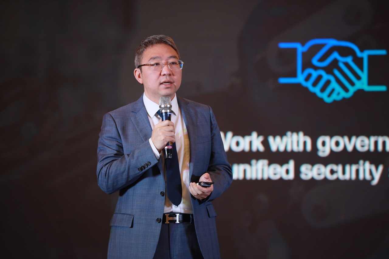 Huawei Việt Nam đề xuất hợp tác tích cực giữa các bên liên quan trong quản trị an ninh mạng tại Security Day 2022